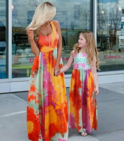 The Signature Moments Multi-Style Maxi & Midi Set